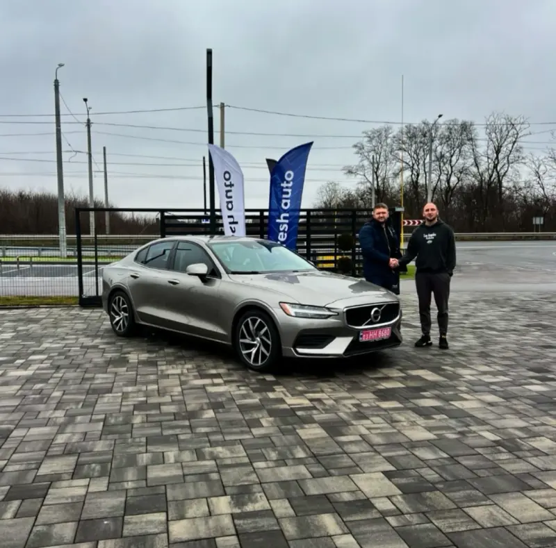 Клієнт Fresh Auto