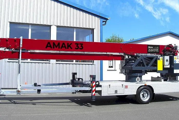 AMAK 33
